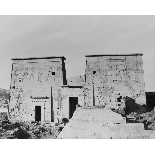 Ile De Fileh (Philae) - Premier Pylone - Vue Prise De La Plate-Forme De La Colonnade Orientale...